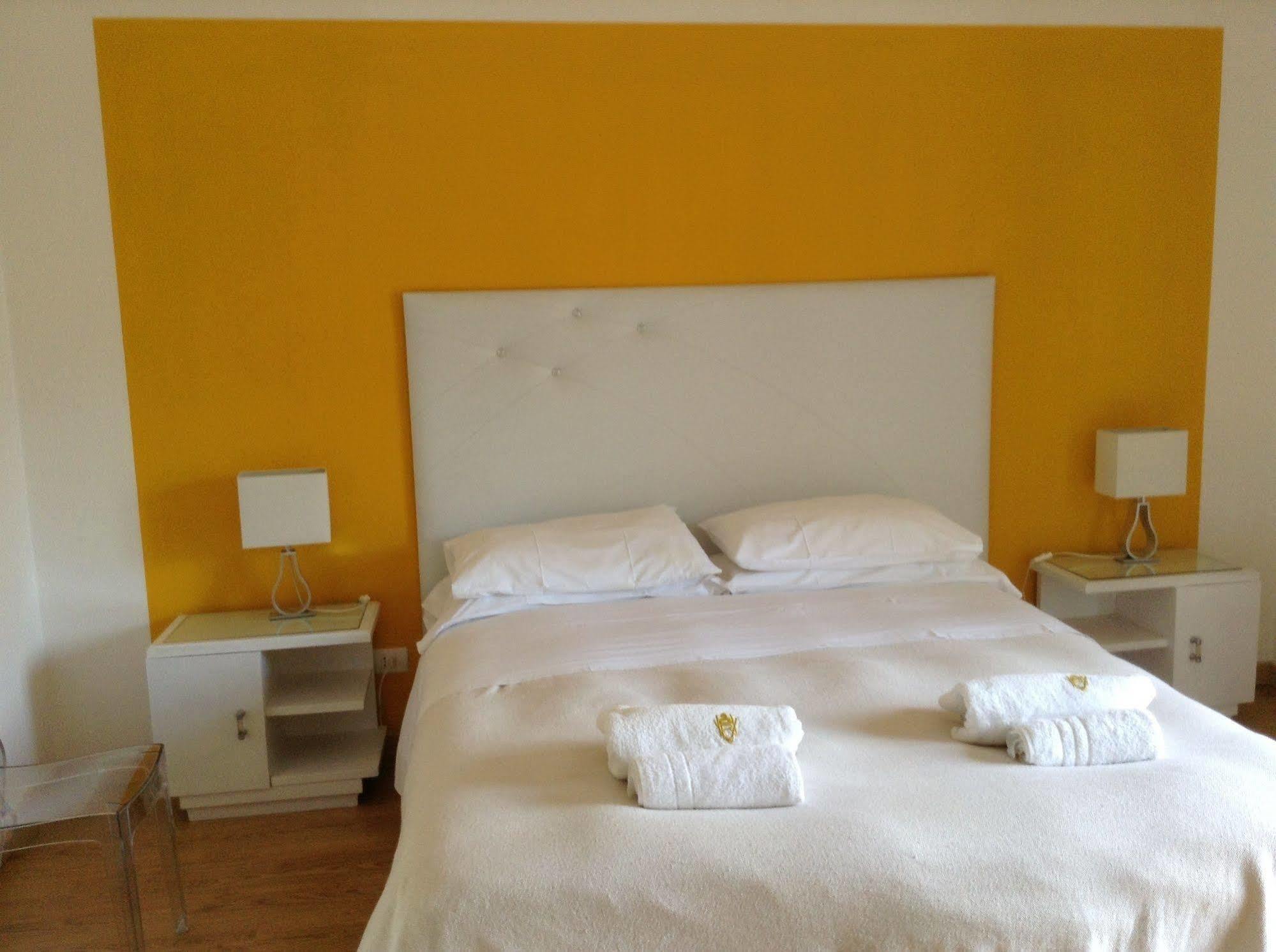 B&B Casa Vienna サンタニェッロ エクステリア 写真